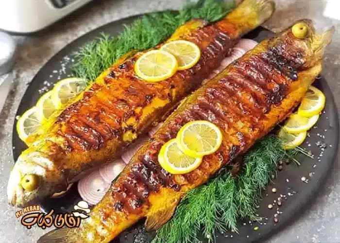 طرز تهیه ماهی شکم پر شمالی در کنار بهترین رستوران گیلانی