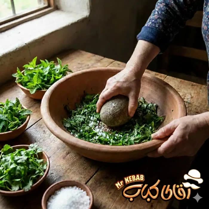 ابزار کار؛ نمکار و سنگ یا غذاساز؟