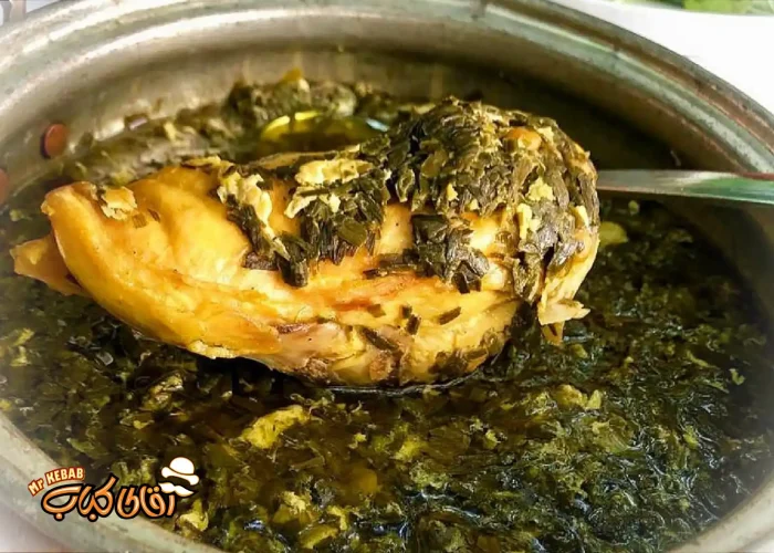 طرز تهیه خورش سیر قلیه در کنار بهترین رستوران گیلان