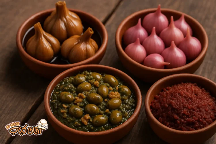 چاشنی‌ ها و مخلفات
